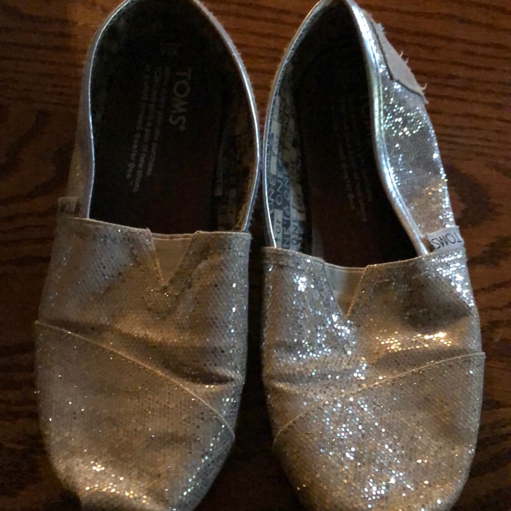 Toms silver sparkle shoes kids